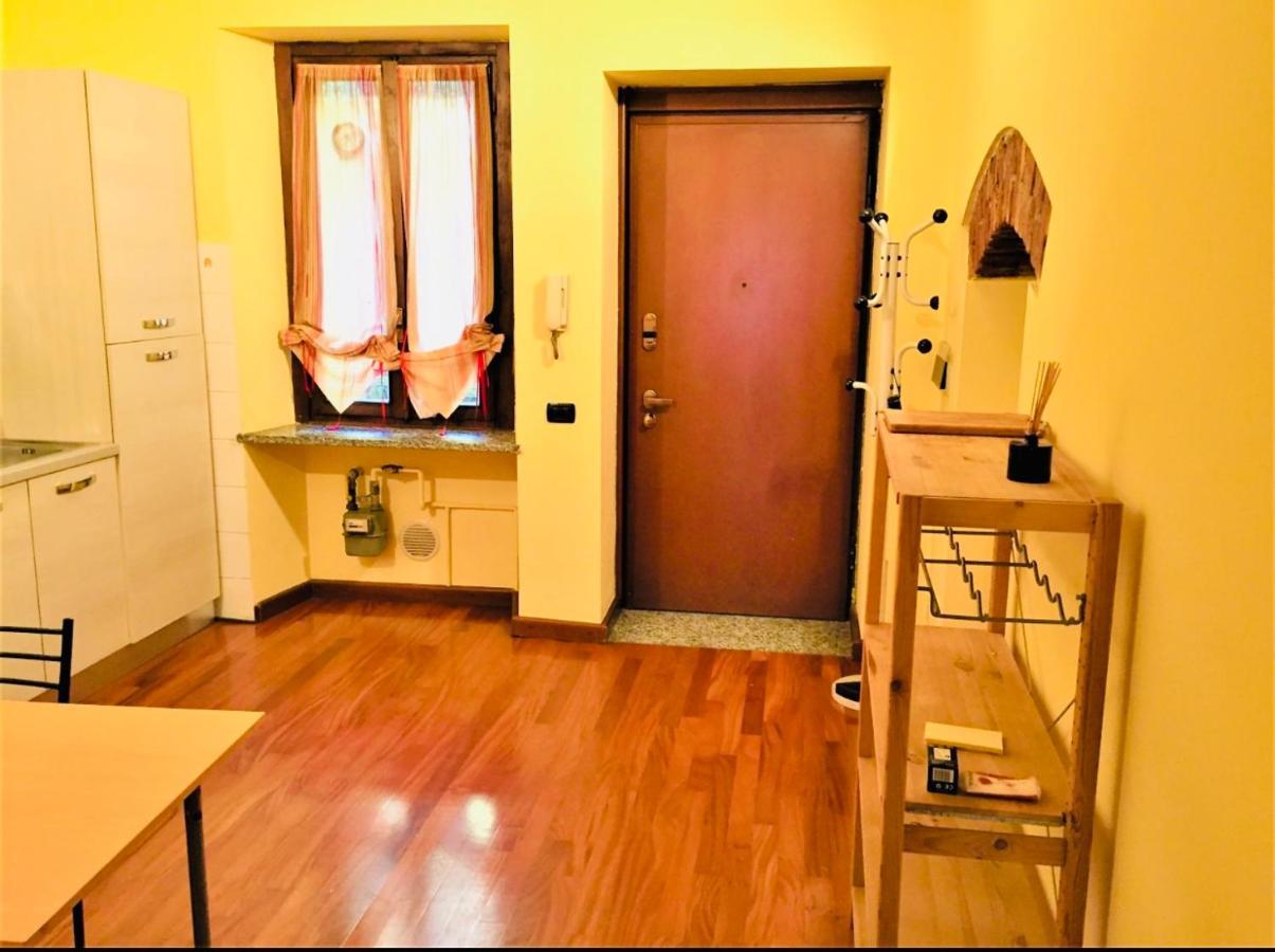 Bilocale Zona Centro Apartment Milano Ngoại thất bức ảnh
