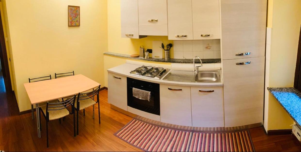 Bilocale Zona Centro Apartment Milano Ngoại thất bức ảnh